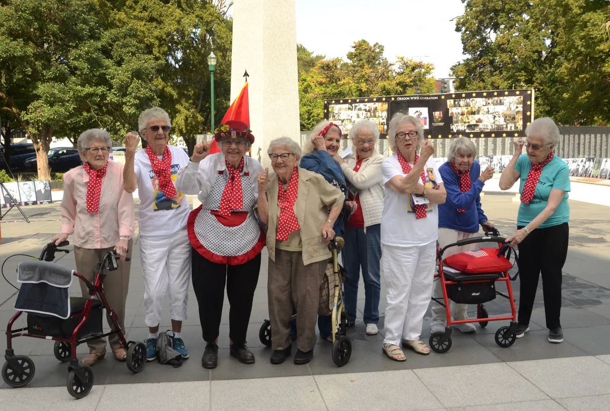 Rosie la Remachadora se convirtió en un poderoso icono cultural que representaba a millones de mujeres estadounidenses que trabajaron en fábricas y astilleros durante la Segunda Guerra Mundial.